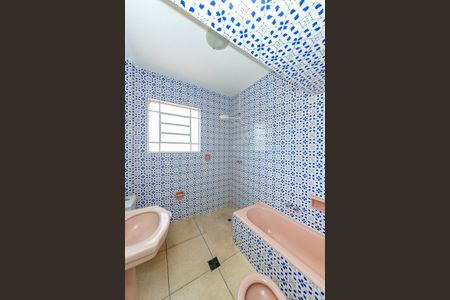 Apartamento à venda com 95m², 3 quartos e sem vaga Apartamento à venda com 95m², 3 quartos e sem vagaBanheiro Social