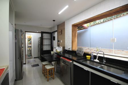 Casa de condomínio para alugar com 600m², 7 quartos e 1 vagaCozinha