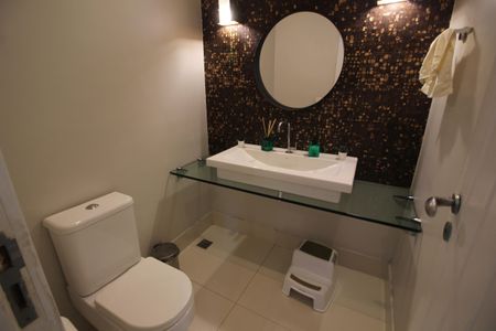 Casa de condomínio para alugar com 600m², 7 quartos e 1 vagaLavabo