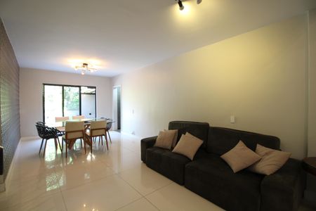 Casa de condomínio para alugar com 600m², 7 quartos e 1 vagaSala 1