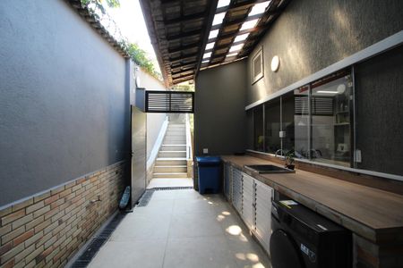 Casa de condomínio para alugar com 600m², 7 quartos e 1 vagaÁrea de Serviço