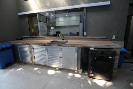 Casa de condomínio para alugar com 600m², 7 quartos e 1 vagaÁrea de Serviço