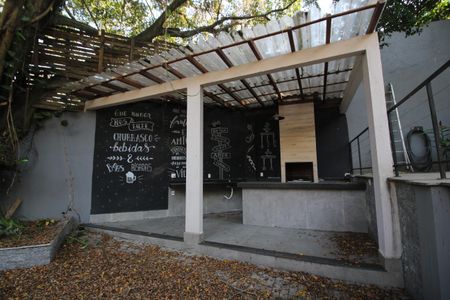 Casa de condomínio para alugar com 600m², 7 quartos e 1 vagaChurrasqueira 1