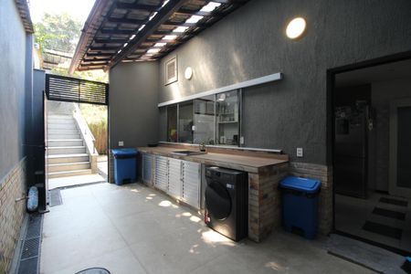 Casa de condomínio para alugar com 600m², 7 quartos e 1 vagaÁrea de Serviço