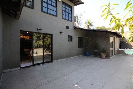 Casa de condomínio para alugar com 600m², 7 quartos e 1 vagaVaranda