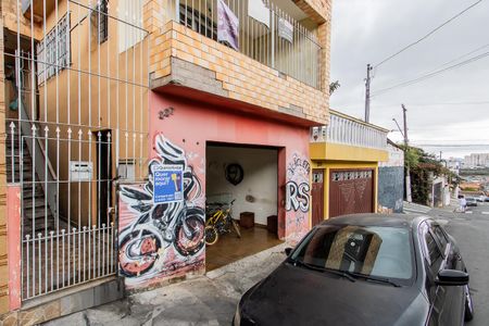 Casa à venda com 147m², 2 quartos e 1 vagaFachada - Placa