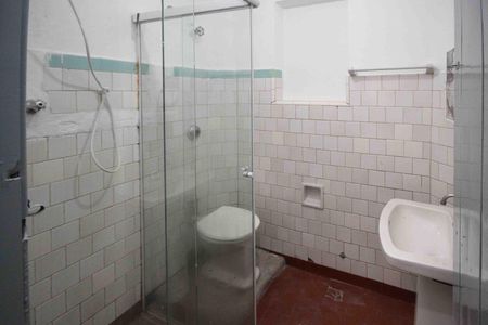 Casa para alugar com 80m², 2 quartos e sem vaga Casa para alugar com 80m², 2 quartos e sem vagaBanheiro