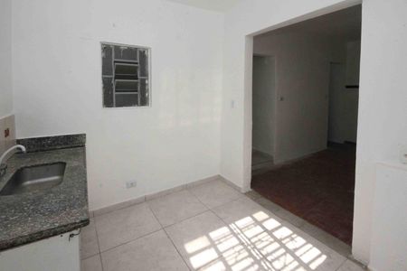 Casa para alugar com 80m², 2 quartos e sem vaga Casa para alugar com 80m², 2 quartos e sem vagaCozinha