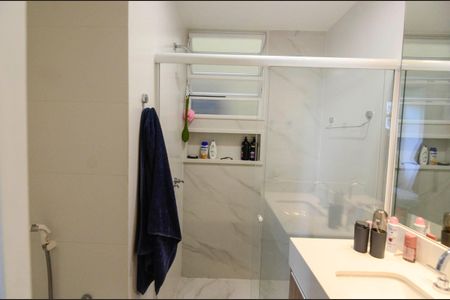Apartamento à venda com 65m², 2 quartos e 1 vaga Apartamento à venda com 65m², 2 quartos e 1 vagaBanheiro da Suíte