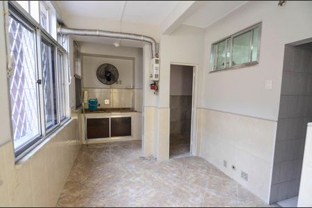 Casa à venda com 113m², 2 quartos e 1 vagaÁrea de Serviço