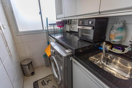 Apartamento à venda com 70m², 3 quartos e 2 vagas Apartamento à venda com 70m², 3 quartos e 2 vagasÁrea de serviço