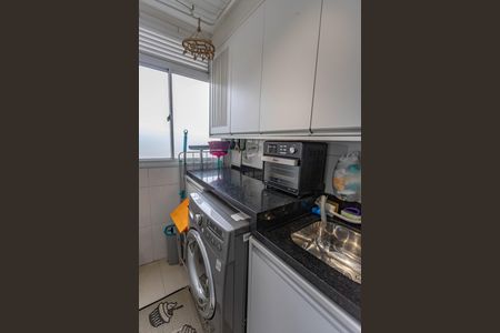 Apartamento à venda com 70m², 3 quartos e 2 vagas Apartamento à venda com 70m², 3 quartos e 2 vagasÁrea de serviço