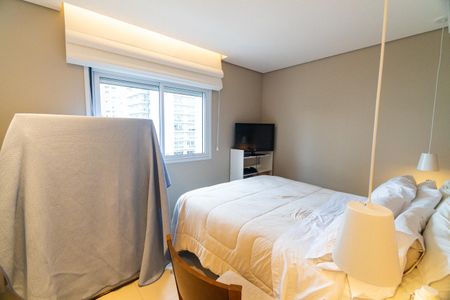 Suite de apartamento à venda com 2 quartos, 72m² em Vila Clementino, São Paulo