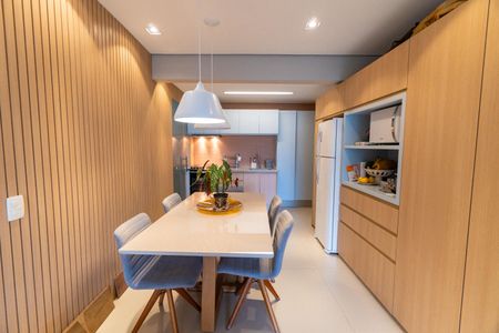 Apartamento à venda com 72m², 2 quartos e 2 vagasCozinha