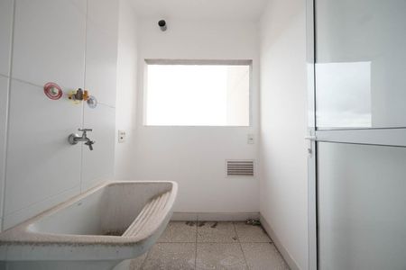 Apartamento à venda com 63m², 2 quartos e 1 vagaÁrea de Serviço