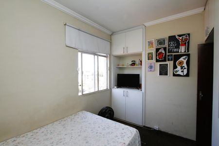 Apartamento à venda com 80m², 3 quartos e 2 vagasQuarto 1