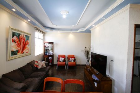 Apartamento à venda com 80m², 3 quartos e 2 vagasSala
