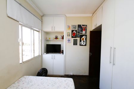 Apartamento à venda com 80m², 3 quartos e 2 vagasQuarto 1