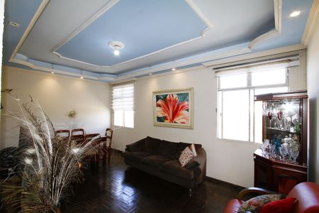 Apartamento à venda com 80m², 3 quartos e 2 vagasSala