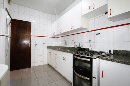 Apartamento à venda com 80m², 3 quartos e 2 vagasCozinha