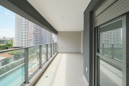 Apartamento à venda com 125m², 3 quartos e 2 vagasVaranda