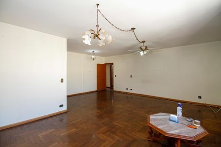 Sala  de apartamento à venda com 3 quartos, 128m² em Paraíso, São Paulo