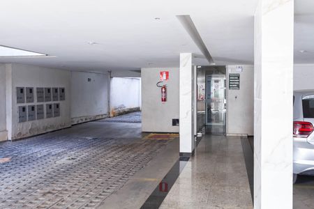 Entrada de apartamento à venda com 3 quartos, 83m² em Paquetá, Belo Horizonte