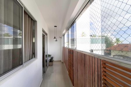 Varanda da sala de apartamento à venda com 3 quartos, 83m² em Paquetá, Belo Horizonte