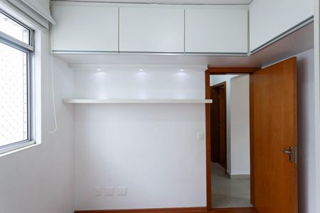 Apartamento à venda com 83m², 3 quartos e 2 vagas Apartamento à venda com 83m², 3 quartos e 2 vagasQuarto 1