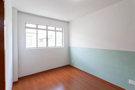 Apartamento à venda com 83m², 3 quartos e 2 vagas Apartamento à venda com 83m², 3 quartos e 2 vagasSuíte