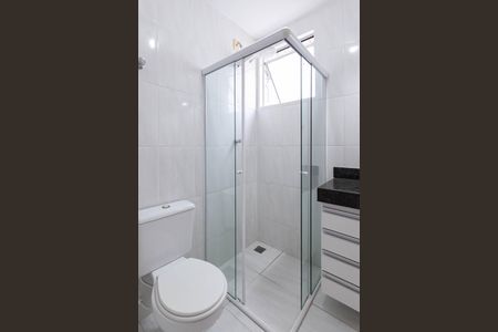 Apartamento à venda com 83m², 3 quartos e 2 vagas Apartamento à venda com 83m², 3 quartos e 2 vagasBanheiro social