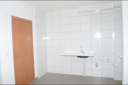 Cozinha de apartamento para alugar com 2 quartos, 41m² em São Gabriel, Belo Horizonte