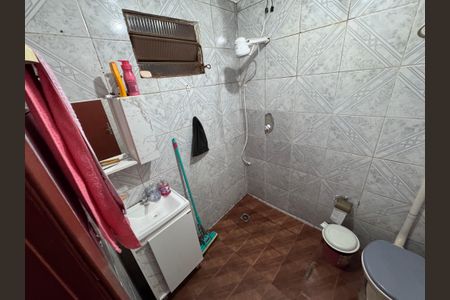 Casa à venda com 286m², 3 quartos e 1 vaga Casa à venda com 286m², 3 quartos e 1 vagaCasa 2 - Banheiro Social