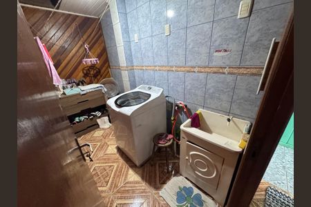 Casa à venda com 286m², 3 quartos e 1 vaga Casa à venda com 286m², 3 quartos e 1 vagaÁrea de Serviço