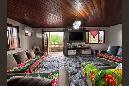 Sala de casa à venda com 3 quartos, 286m² em Santos Dumont, São Leopoldo