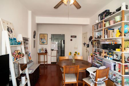 Sala de apartamento à venda com 2 quartos, 72m² em Bela Vista, São Paulo