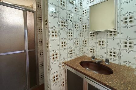 Apartamento à venda com 62m², 2 quartos e 1 vagaBanheiro Social