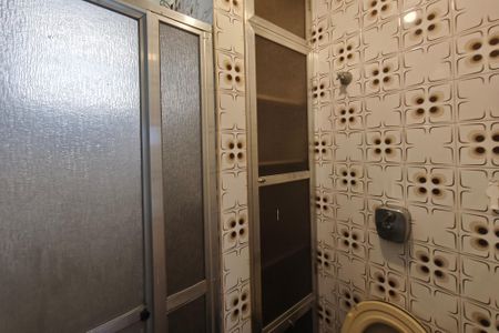 Apartamento à venda com 62m², 2 quartos e 1 vagaBanheiro Social