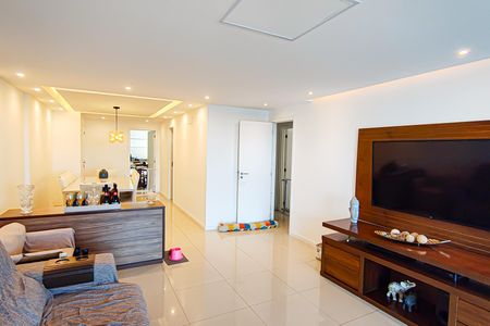 Sala de apartamento para alugar com 4 quartos, 155m² em Barra da Tijuca, Rio de Janeiro