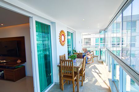 Sala - varanda de apartamento para alugar com 4 quartos, 155m² em Barra da Tijuca, Rio de Janeiro