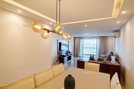 Sala de apartamento para alugar com 4 quartos, 155m² em Barra da Tijuca, Rio de Janeiro