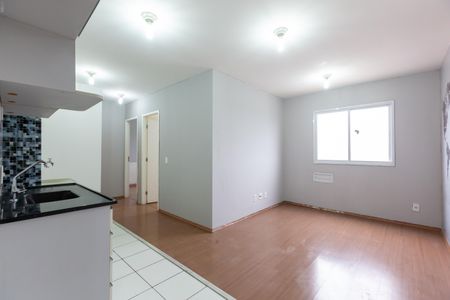 Sala de apartamento para alugar com 2 quartos, 43m² em Jardim Helena, São Paulo