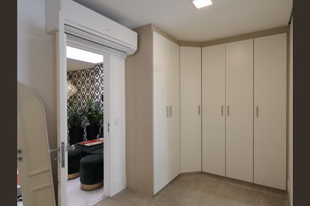 Casa de condomínio à venda com 380m², 3 quartos e 4 vagasSuíte 3