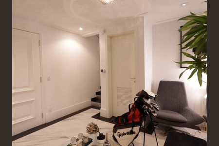 Casa de condomínio à venda com 380m², 3 quartos e 4 vagasHall de entrada