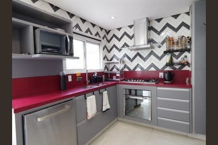 Casa de condomínio à venda com 380m², 3 quartos e 4 vagasCozinha