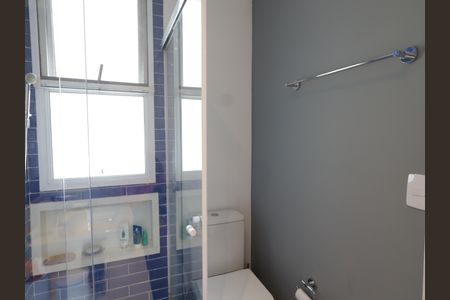 Casa de condomínio à venda com 380m², 3 quartos e 4 vagasBanheiro da Suíte 1