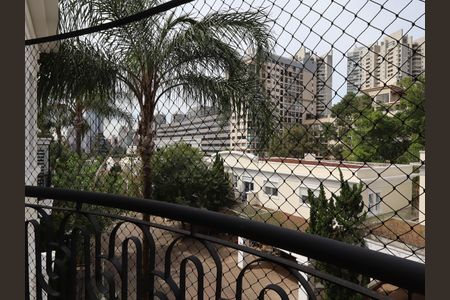 Casa de condomínio à venda com 380m², 3 quartos e 4 vagasVaranda da Suíte 1