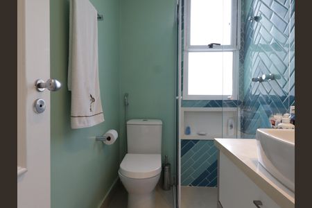 Casa de condomínio à venda com 380m², 3 quartos e 4 vagasBanheiro da Suíte 2