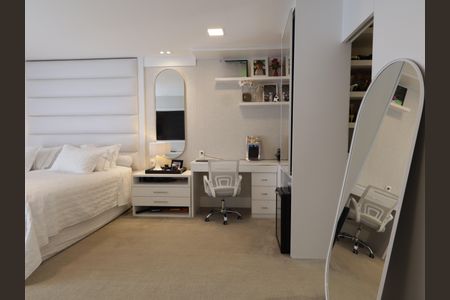 Casa de condomínio à venda com 380m², 3 quartos e 4 vagasSuíte 3