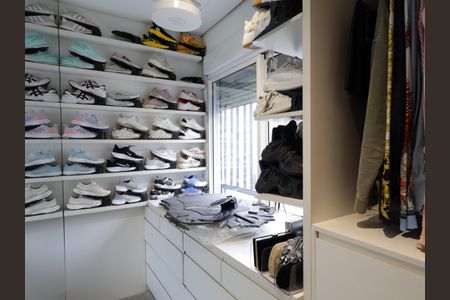 Casa de condomínio à venda com 380m², 3 quartos e 4 vagasCloset da Suíte 3